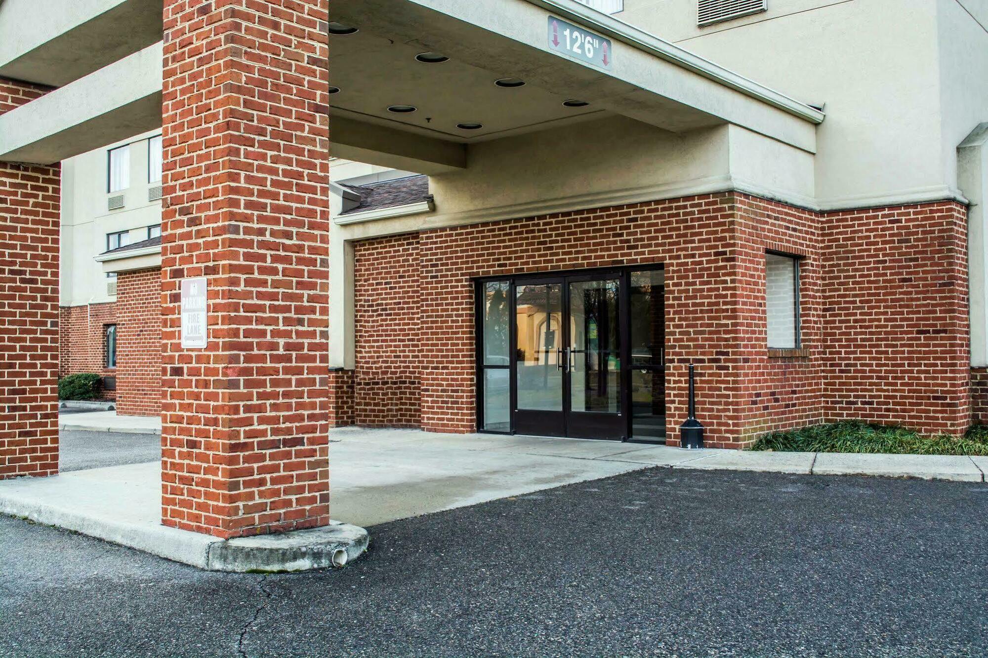 Yellow Tavern Sleep Inn Richmond North מראה חיצוני תמונה